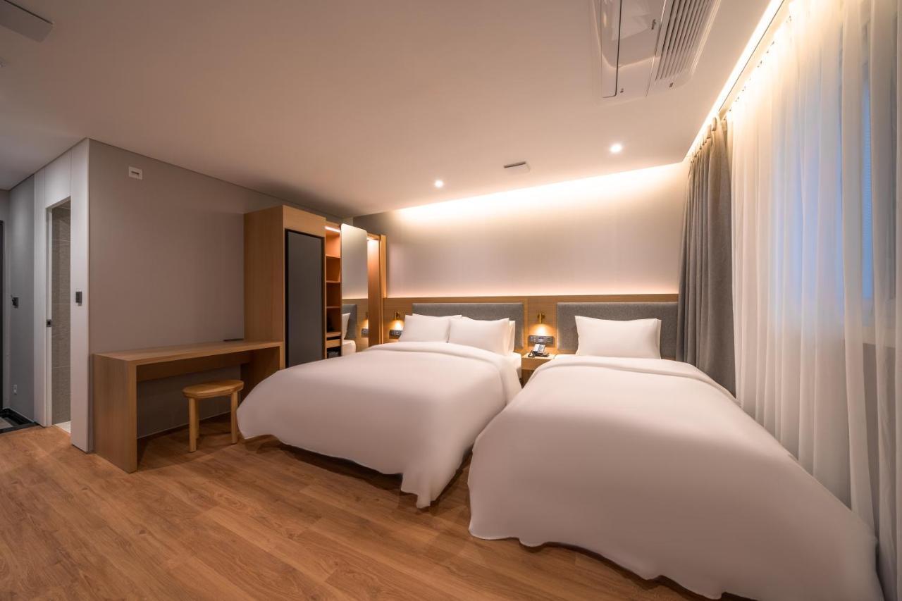 Comfort Inn Yeouido Сеул Екстер'єр фото