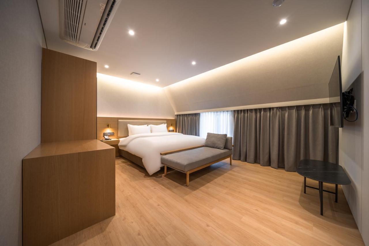 Comfort Inn Yeouido Сеул Екстер'єр фото